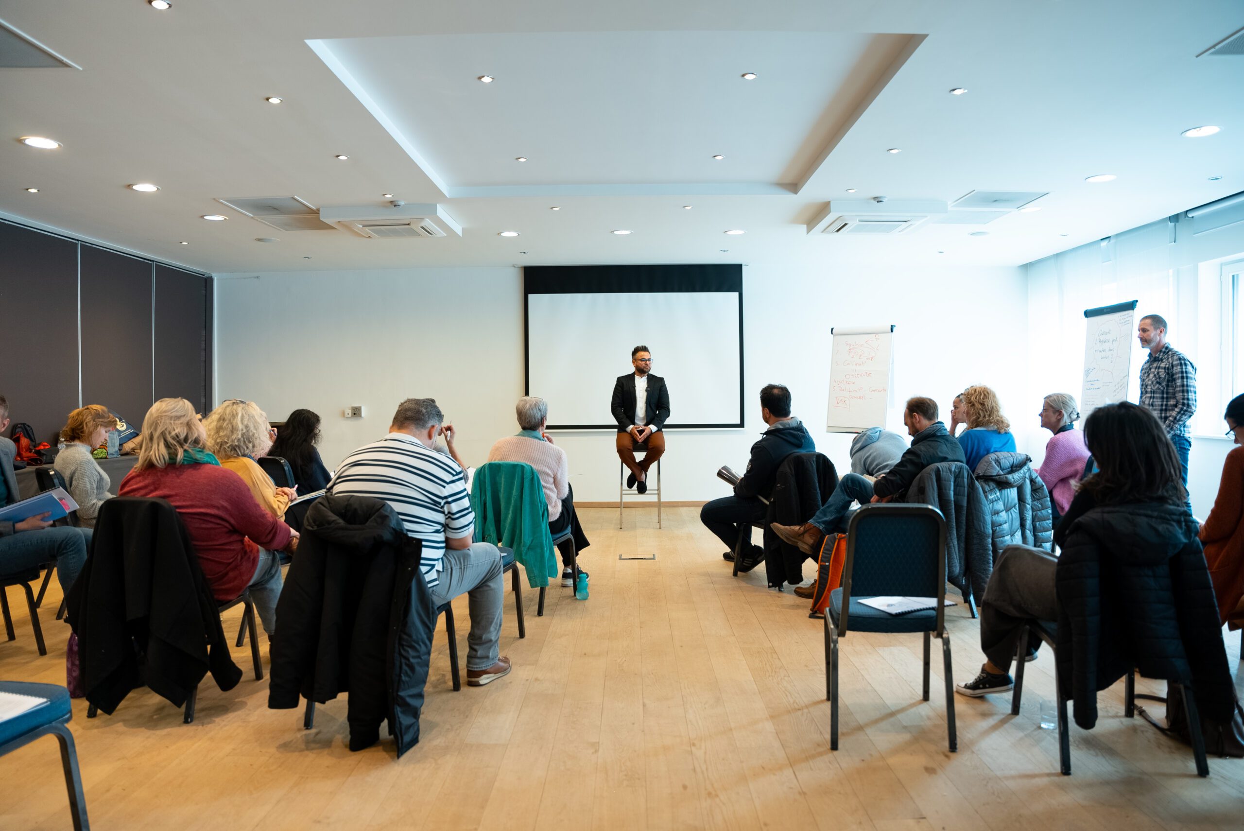 AHCE - Formation Hypnose pour Devenir Hypnothérapeute